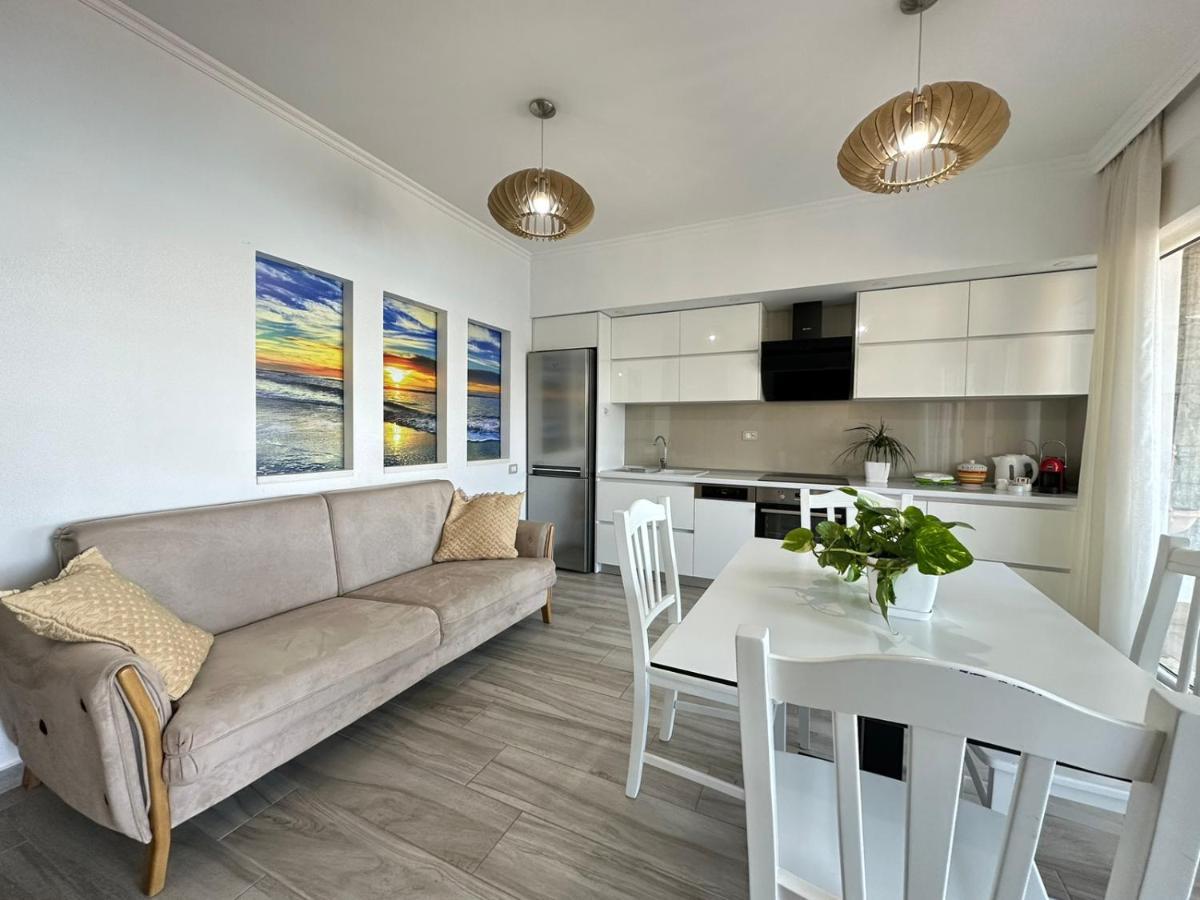 Home Aquamarine & Residence Влёра Экстерьер фото