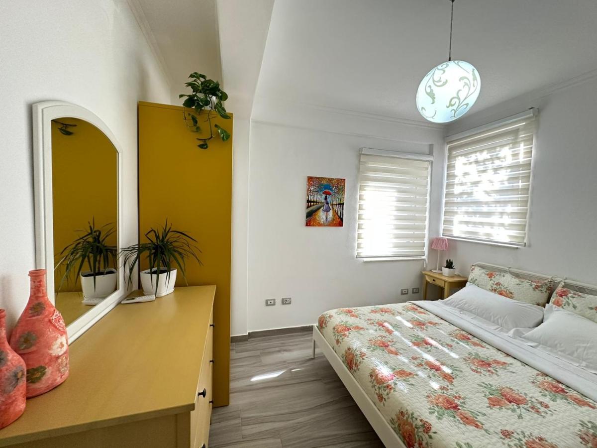 Home Aquamarine & Residence Влёра Экстерьер фото